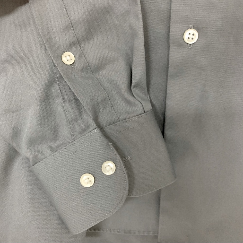 VAN HEUSEN Shirt - Picture 2 of 6